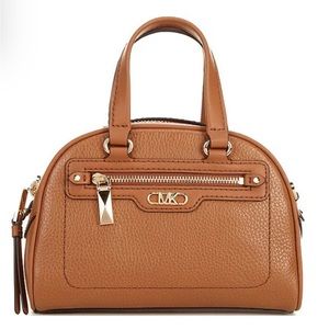 Michael Kors, the Williamsburg Extra Small Bowling Crossbody Bag